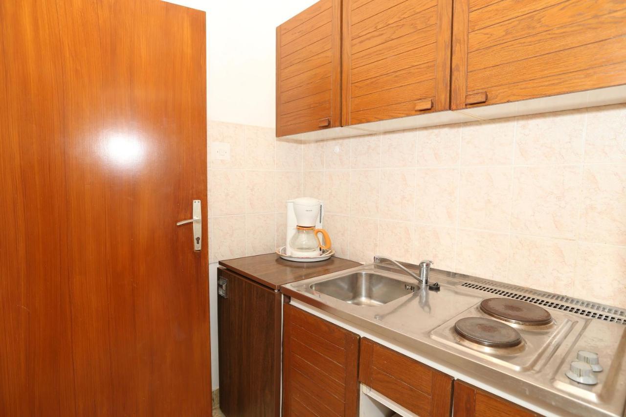 Apartments Fam Tomasic Baska  Ngoại thất bức ảnh