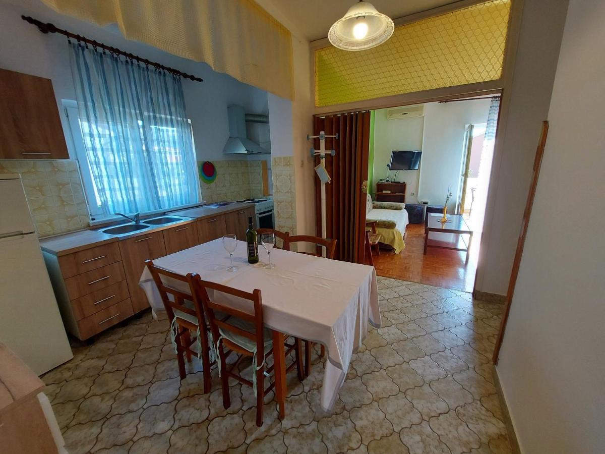 Apartments Fam Tomasic Baska  Ngoại thất bức ảnh