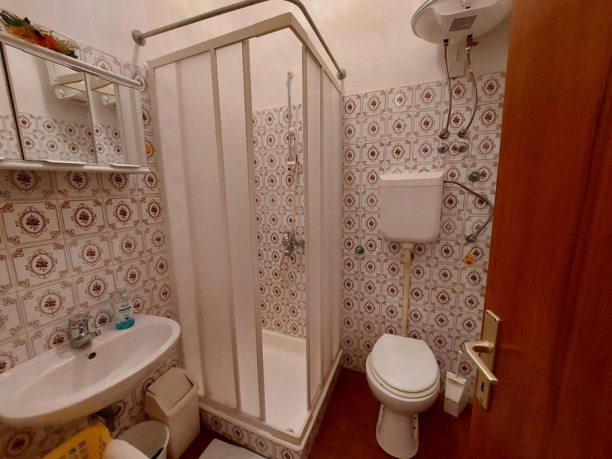 Apartments Fam Tomasic Baska  Ngoại thất bức ảnh
